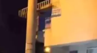 Elinde tabanca ile sokakta ateş edip tehditler savurdu