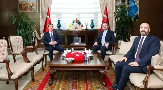 Gençlik ve Spor Bakan Yardımcısı Eminoğlu, Bitlis Valisi Karakaya'yı ziyaret etti