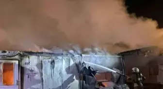 Alevlere teslim olan 6 konteyner yandı