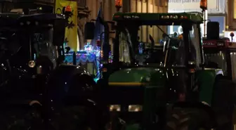 Avrupalı çiftçilerden Brüksel'de traktörlü protesto
