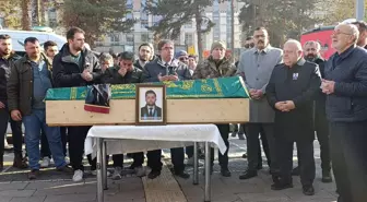 Avukat, duruşmaya giderken kazada yaşamını yitirdi