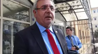 Bursasporlu taraftarların attığı slogana bir tepki de Mehmet Metiner'den