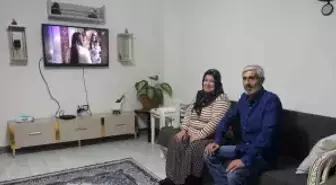 DEM partili milletvekilinin 'Şantiye şefi' yakıştırmasını yaptığı Bakan Kurum'a yuvasına kavuşan depremzedelerden destek