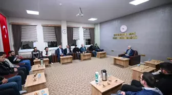 Kırklareli Valisi Turan, öğrenci yurdunda incelemede bulundu