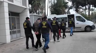 Mersin merkezli fuhuş operasyonunda yakalanan 3 zanlı tutuklandı