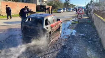 Samsun'da seyir halindeki otomobil yandı