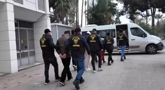 Yabancıların pasaportlarına el koyup fuhuş yaptıran şebeke çökertildi: 3 tutuklama