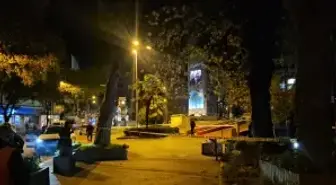 Akrabasını bıçakla öldürdü