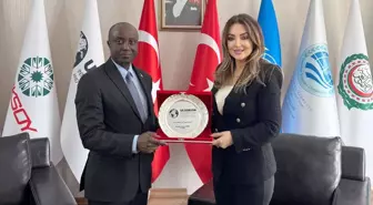 Burundi Ankara Büyükelçisi Ntureka, ULUSKON Başkanı Atasoy'u ziyaret etti