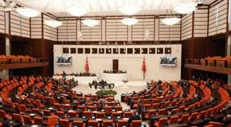 Bütçe görüşmeleri sürerken Genel Kurul'da 'Leyla Zana' kınaması