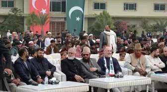 İHH tarafından Pakistan'da düzenlenen toplu nikah merasimiyle 43 çift dünyaevine girdi