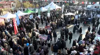Maltepe'de Gazze'ye Yardım Amacıyla 'Hayır Çarşısı' Kuruldu