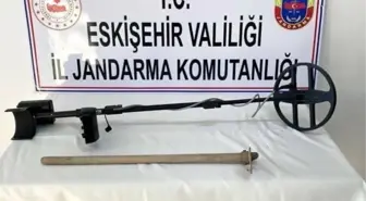 İzinsiz kazı yapan şüpheli jandarma tarafından yakalandı
