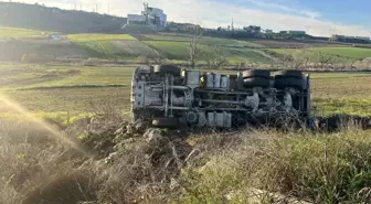 Kamyonun metrelerce sürüklendiği kazadan emniyet kemeri sayesinde yara almadan kurtuldu
