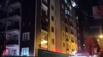 Pendik'te 10 katlı binada çıkan yangın söndürüldü