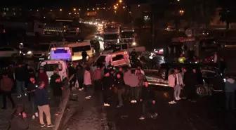 Şırnak'ta freni boşalan vinç 6 araca çarptı: 7 yaralı