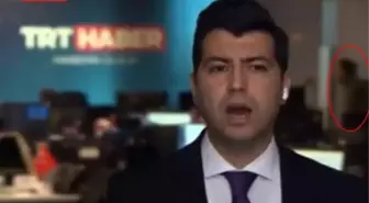 TRT Haber'de ceketini yırtan kadın kim, neden ceketini yırttı?