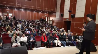 Varto'da aile konulu konferans düzenlendi