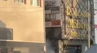 Yeni aldığı otomobilinden alevler yükseldi, yangını söndürdü