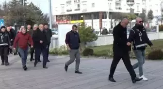 Ankara'da 'change araç' operasyonunda yakalanan 9 zanlıdan 4'ü tutuklandı