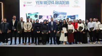 Arnavutköy Belediyesi Yeni Medya Akademi ilk mezunlarını verdi