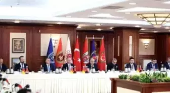 Bakan Güler: 'PKK'yı tam bitirdiğimiz anda terör örgütü de 'Terörsüz Türkiye' sürecine uyacağını açıkladı'