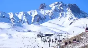 Erciyes Kayak Merkezi'nde yeni sezon, resmi törenle açıldı