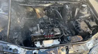 KARS'ta Trafikte Alev Alan Otomobil İtfaiye Tarafından Söndürüldü