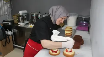 Kursa gidip, çocukluk hayali pastacılığa başladı