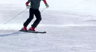Milli kayakçı Bünyamin Çelik olimpiyat hayaliyle yoğun çalışıyor