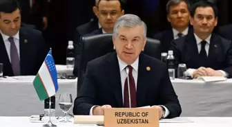 Özbekistan Cumhurbaşkanı Mirziyoyev, 1. Orta Asya-Japonya Zirvesi'nde konuştu Açıklaması