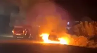 Şanlıurfa'da bir kişi otomobilini ateşe verdi