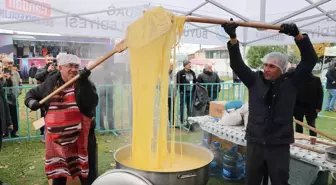 Tekirdağ'da vatandaşlara 1 ton mıhlama ikram edildi