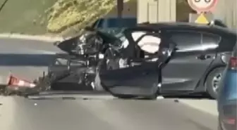 TEM Otoyolu'nda Gişeye Çarpan Otomobilin Sürücüsü ve Annesi Hayatını Kaybetti