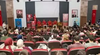 Türk Yıldızları Konya'da öğrencilerle buluştu