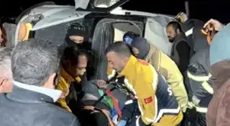 Adıyaman'da minibüs takla atarak devrildi: 4 yaralı