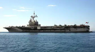 Fransa, yeni uçak gemisi inşa edecek