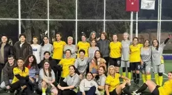 Kadın futbolunda dostluk buluşması