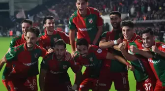 Karşıyaka ile Tire devre finalinde