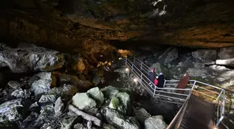 Yığılca, kış aylarında da mağara ve şelaleleriyle ziyaretçilerini ağırlıyor