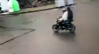 Bakırköy'de 1 kişinin hayatını kaybettiği silahlı saldırıyla ilgili yakalanan 12 şüpheli adliyeye sevk edildi