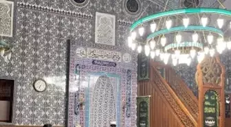 Bayburt'ta üniversite öğrencileri camilerde imamlık ve müezzinlik yaptı