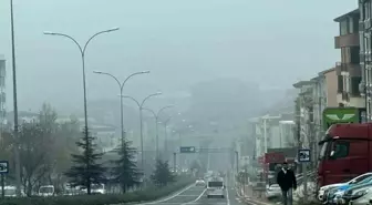 Bilecik'te sis gün boyu etkisini sürdürdü