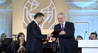 Caparov, Mirziyoyev ve Rahman, 'Uluslararası Lev Tolstoy Barış Ödülü'ne layık görüldü