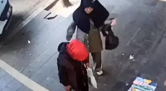 Evleri soyan 2 kadın yakalandı: 700 bin TL'lik vurgun yapmışlar