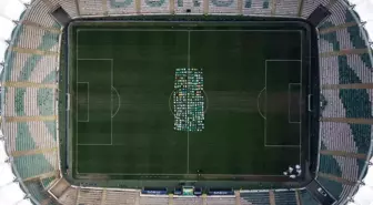 Timsah Arena'da 300 koleksiyonluk formayla dev koreografi