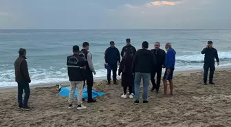Alanya'da sahilde kadın cesedi bulundu