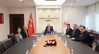 Asgari Ücret Tespit Komisyonu, bugün saat 18.00'de 3. toplantısını yapacak