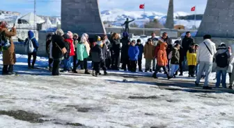 Başöğretmen İlkokulu Öğrencileri Sarıkamış Şehitlerini unutmadı