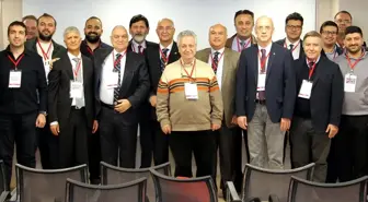 Beyin ve sinir cerrahları Gaziantep'teki toplantıda bir araya geldi